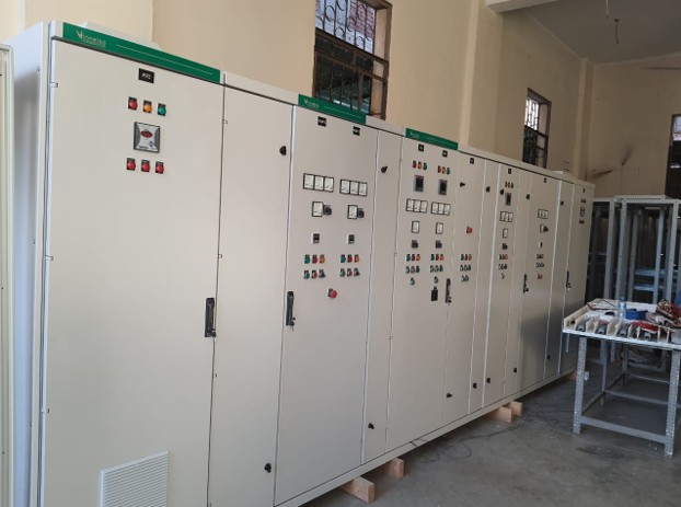 لوحات بنوك مكثفات